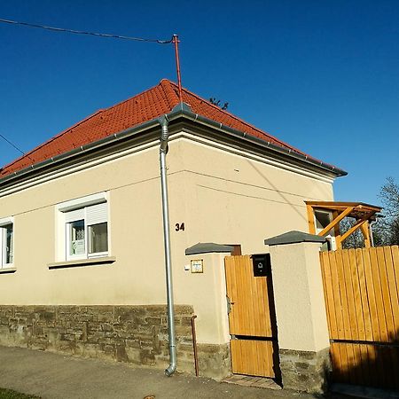 Apartamento Fagyoengy Sárvár Exterior foto