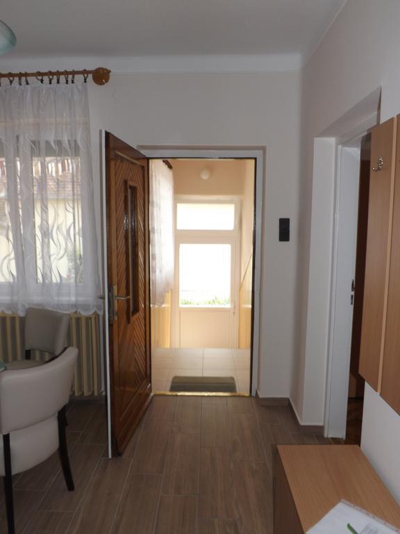 Apartamento Fagyoengy Sárvár Habitación foto