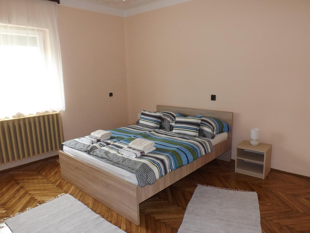 Apartamento Fagyoengy Sárvár Habitación foto