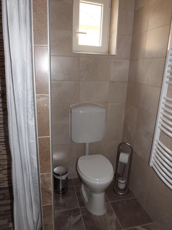 Apartamento Fagyoengy Sárvár Habitación foto