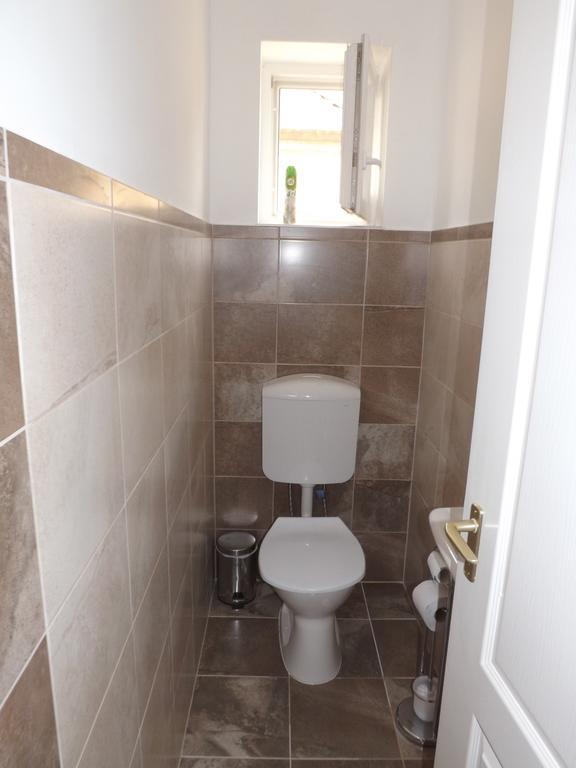 Apartamento Fagyoengy Sárvár Habitación foto