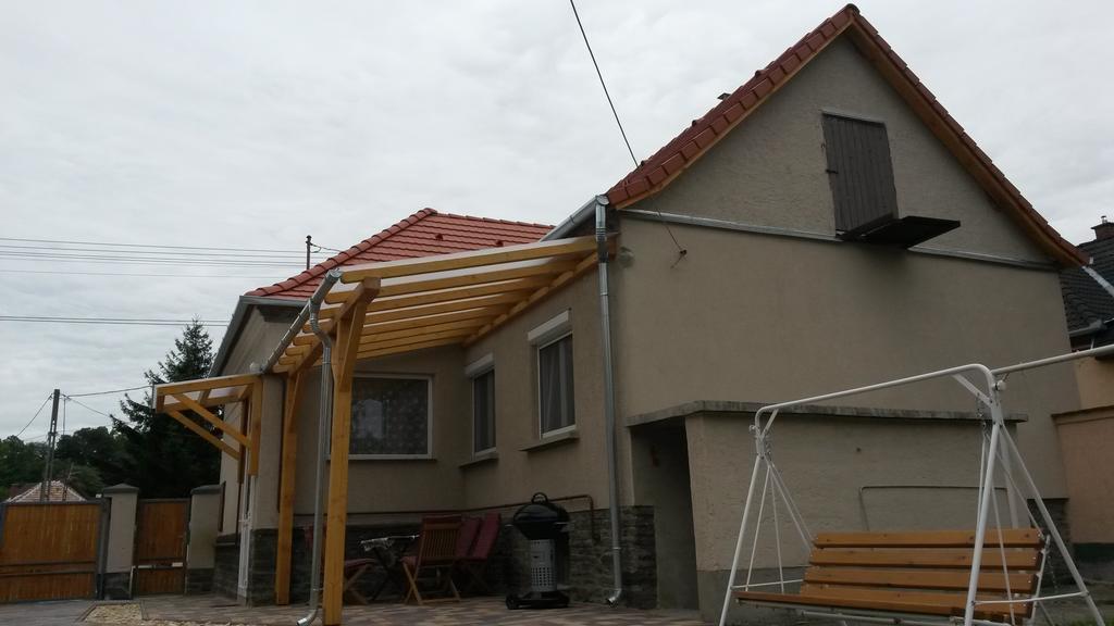 Apartamento Fagyoengy Sárvár Exterior foto
